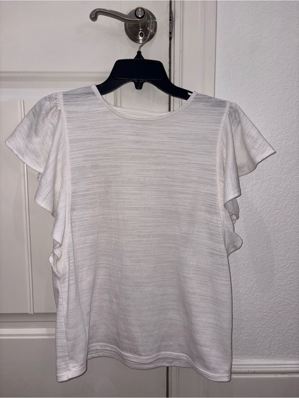 Nine West White Ruffle Sleeve Blouse